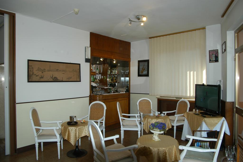 Hotel Amica Salsomaggiore Terme Exterior foto